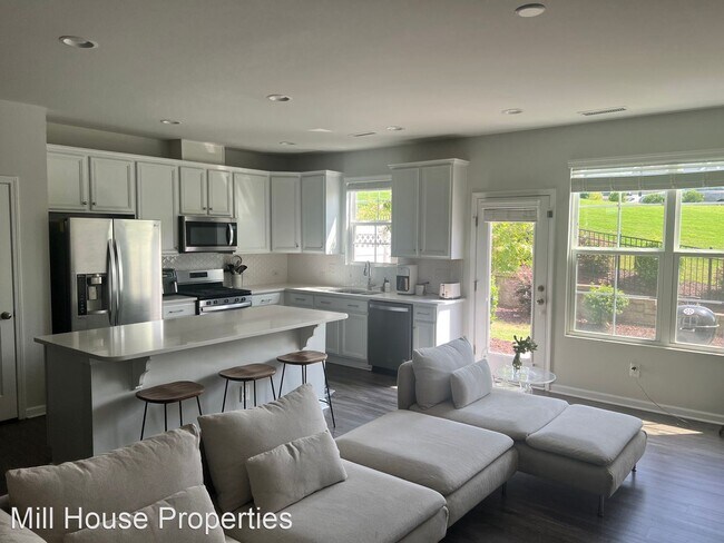 Foto del edificio - 3 br, 3.5 bath House - 524 Catalina Grande...