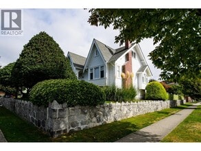 Building Photo - 8290 Montcalm St