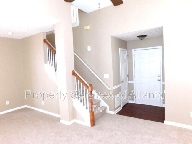 Foto del edificio - 311 Windcroft Cir NW
