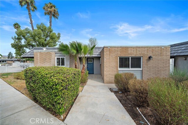 Foto principal - 22400 Canyon Club Dr