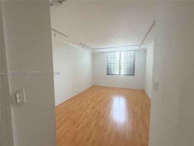 Building Photo - 10825 SW 112th St