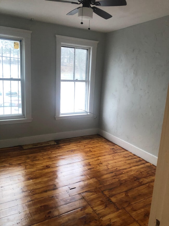 Bedroom 2 - 481 Cambridge St