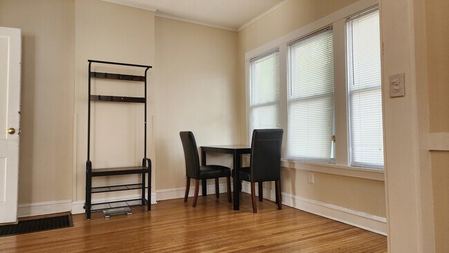Foto del edificio - 356 Wilcox St