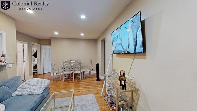 Photo - 72 Egmont St Apartment
