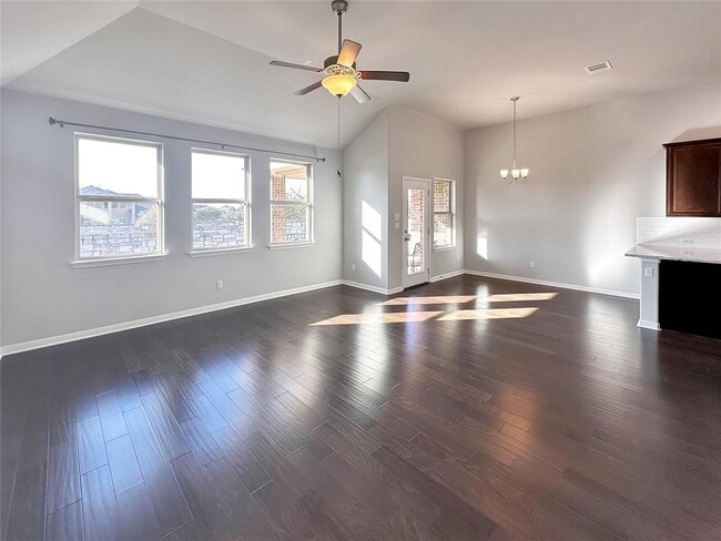 Foto del edificio - 2644 Granite Hill Dr