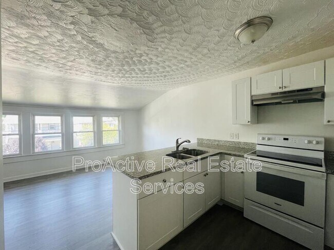 Foto del edificio - 244 W 32nd St