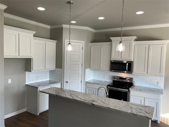 Foto del edificio - 3214 White Horse Dr