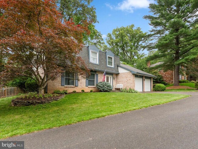 Building Photo - 2602 Oakledge Ct