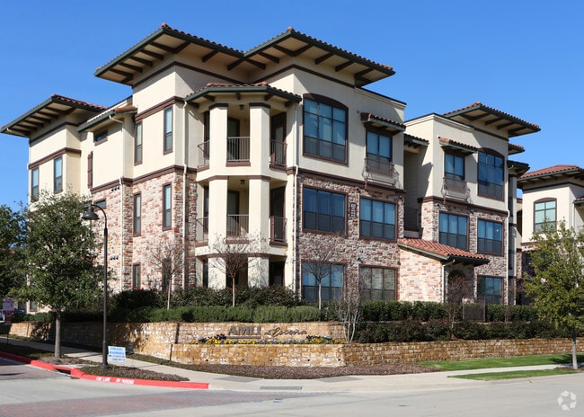Primary Photo - Amara Las Colinas