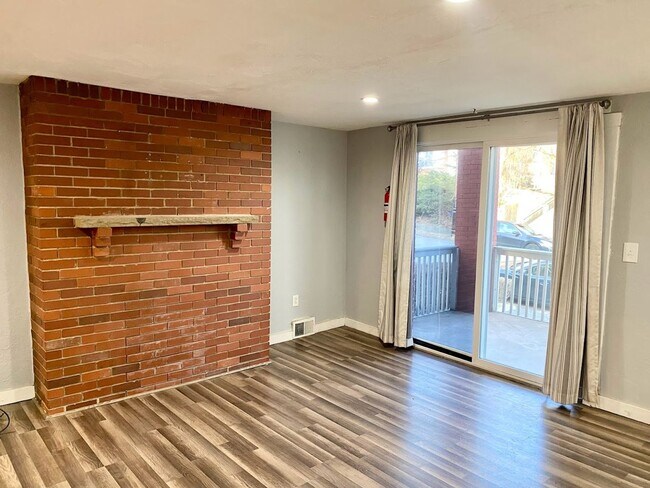 Foto del edificio - 1416 Rutherford Ave