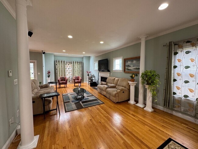 Foto del edificio - 20 Coolidge Ave