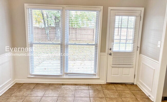 Foto del edificio - 148 Bibb Dr