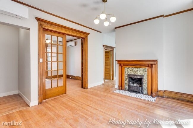 Building Photo - 1452 Detroit St