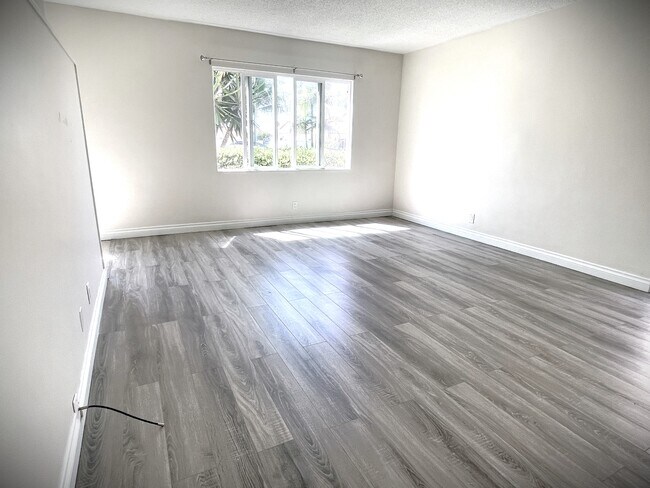 Foto del edificio - 312 Avenida Cabrillo