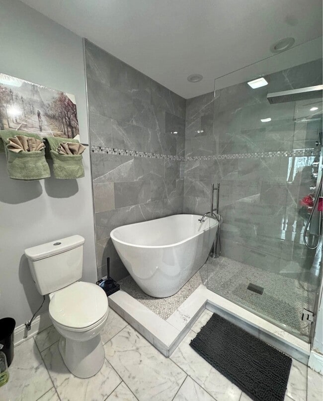 Building Photo - 10439 S Keeler Ave