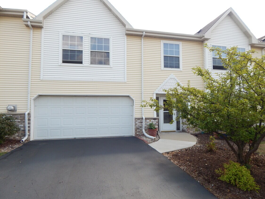 Primary Photo - 350 Terrace Dr W