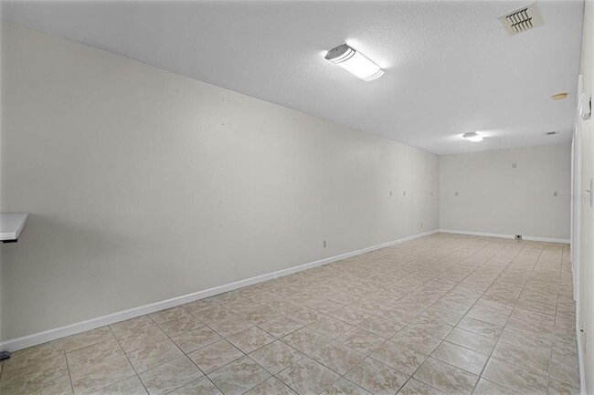 Building Photo - 1210 S Clayton St