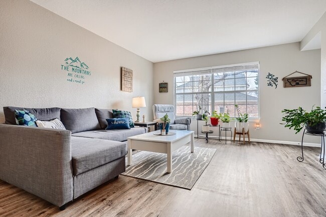 Foto del edificio - 9293 E Arbor Cir