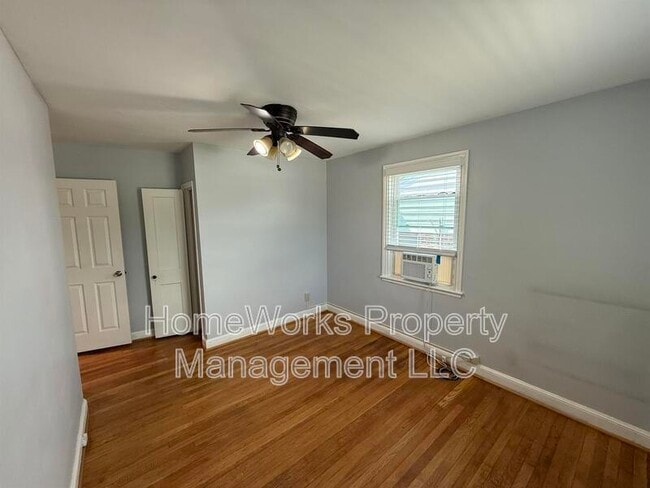 Building Photo - 125 Cherrydell Rd