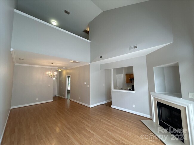 Building Photo - 8340 Carob Tree Ln