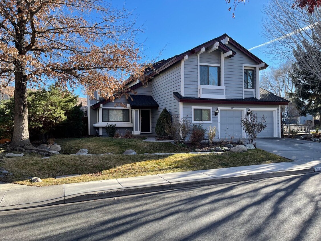Foto principal - Southwest Reno Charmer