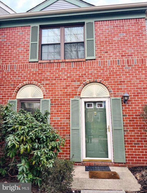 Foto del edificio - 5 Stout Ct