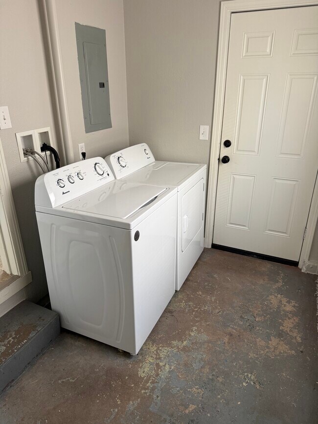 Foto del edificio - 1707 S Estelle St