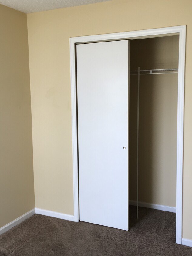 Primary Photo - 303 Glen Knoll Dr