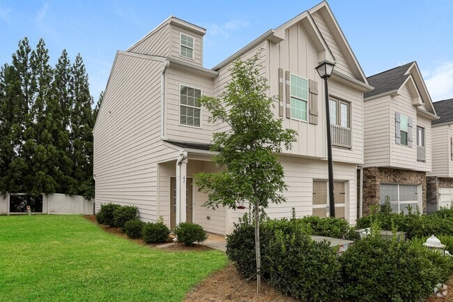 Building Photo - 38 Madaline Ln