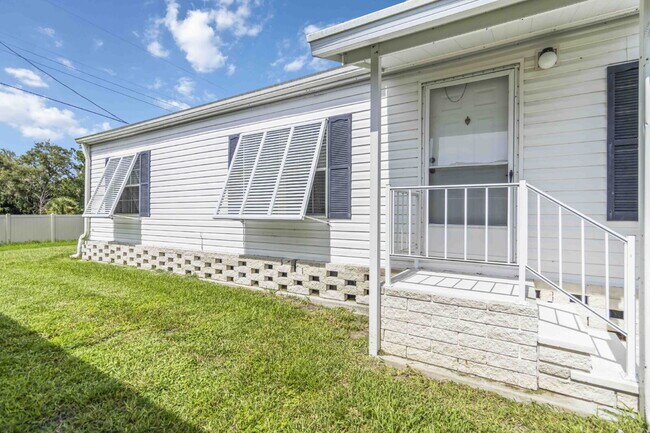 Foto del edificio - Nokomis Lake Village 3 bed/2bath