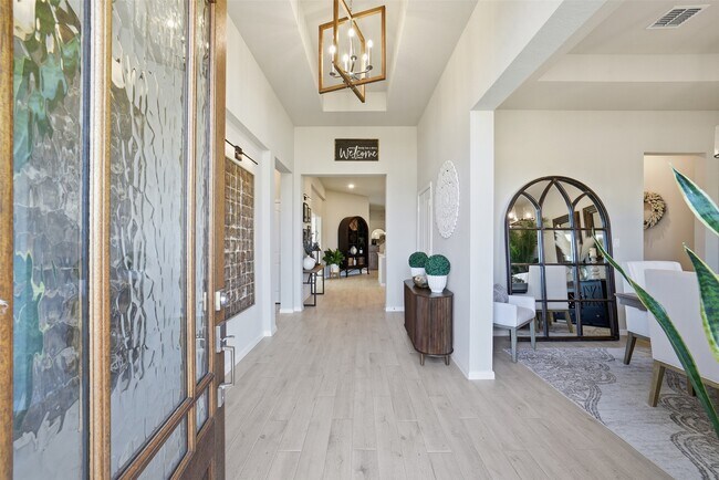 Foto del edificio - 6618 Nichols Lndg