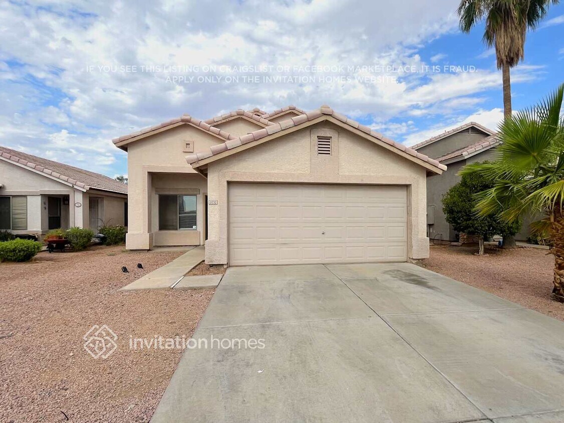 Foto principal - 3732 N 106th Ln