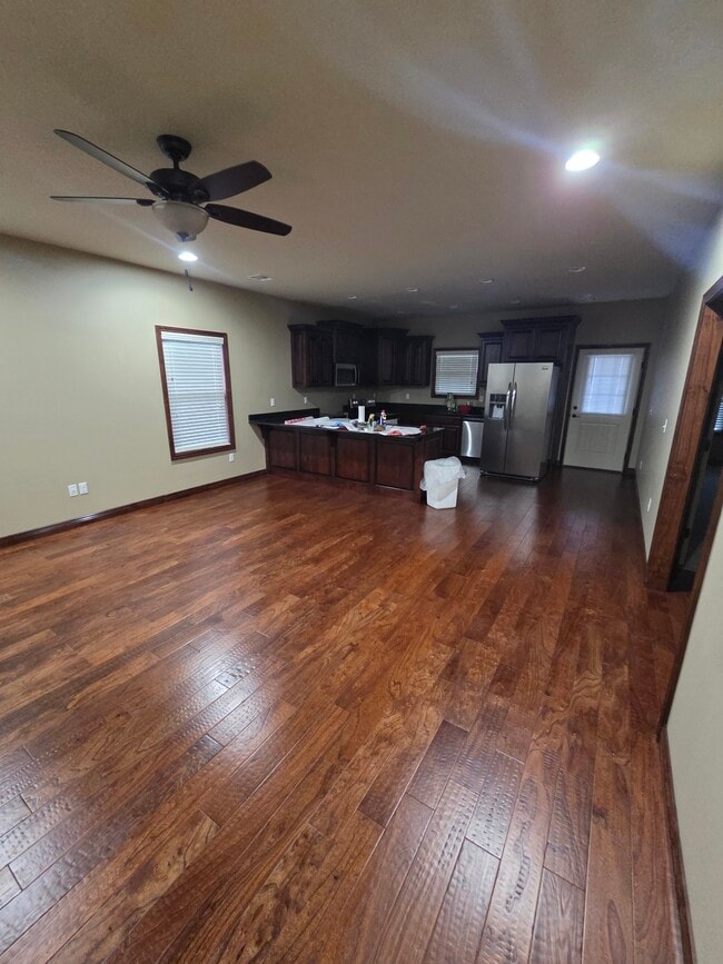 Foto del edificio - 719-713 13th St