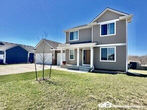 Building Photo - 5308 St Andrews Cir