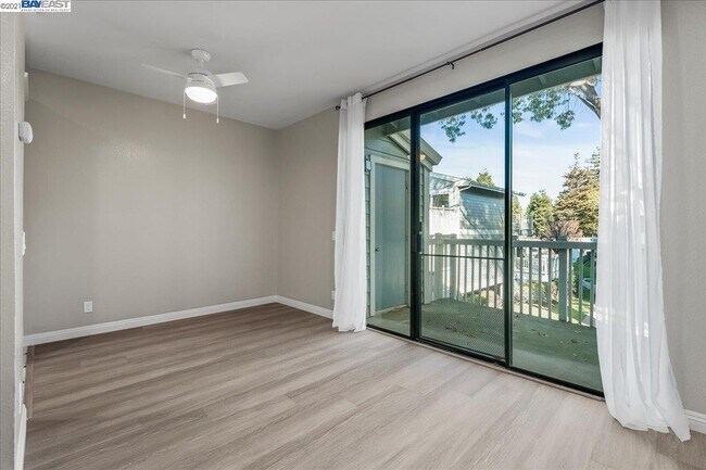 Foto del edificio - 3501 Birchwood Terrace