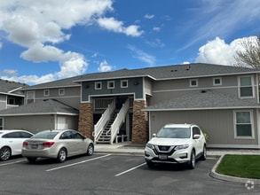 Building Photo - 6405 Chapel Hill Blvd