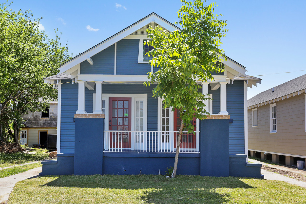 Foto principal - 3315 Leonidas St