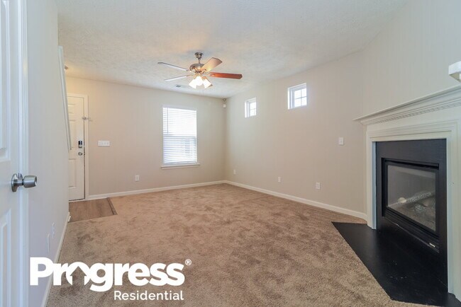 Foto del edificio - 141 Oak Grove Pl