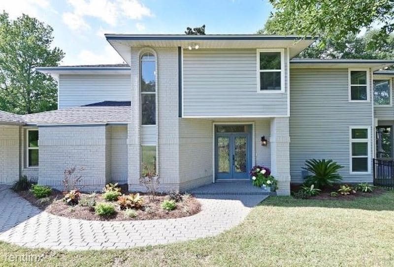 Primary Photo - 4 br, 3.5 bath House - 4687 Scenic Court