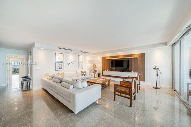 Foto del edificio - 881 Ocean Dr