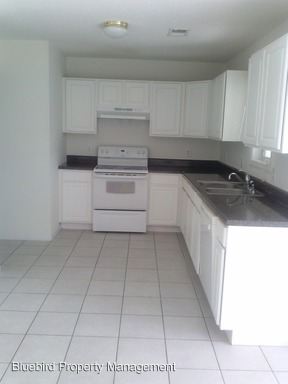 Building Photo - 17 Trentridge Ct