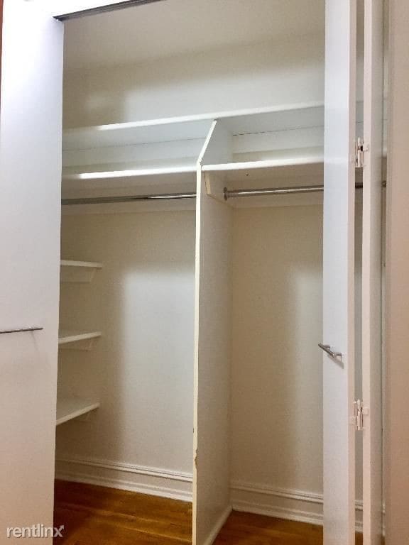 Building Photo - Studio, 1 bath  - 151 W 17th St