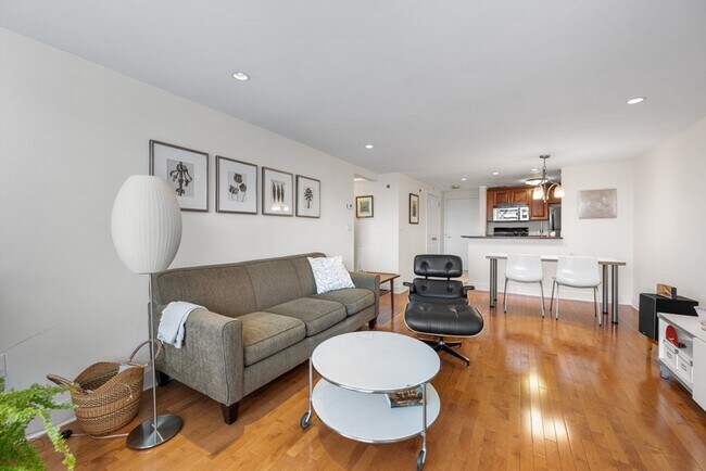 Foto del edificio - 42 8th St