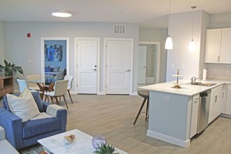 Elevation Apartments at Crown Colony photo'