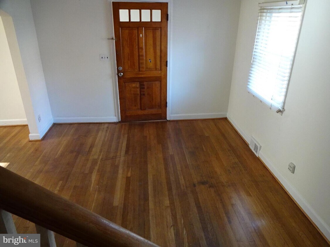 100 S Glebe Rd, Arlington, VA 22204 House Rental in Arlington, VA