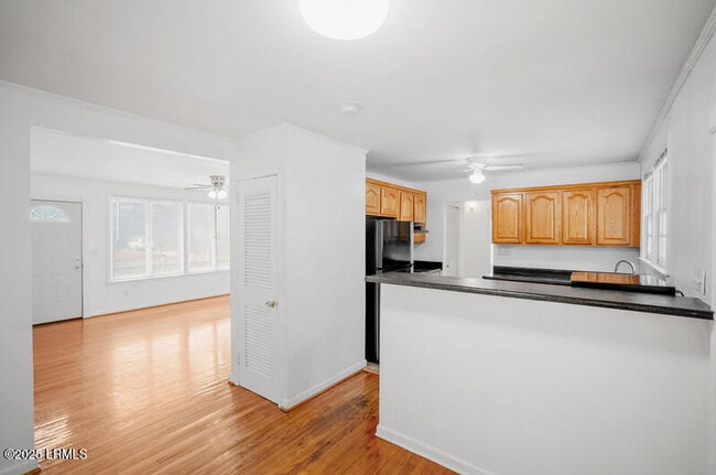 Building Photo - 1115 Emmons St