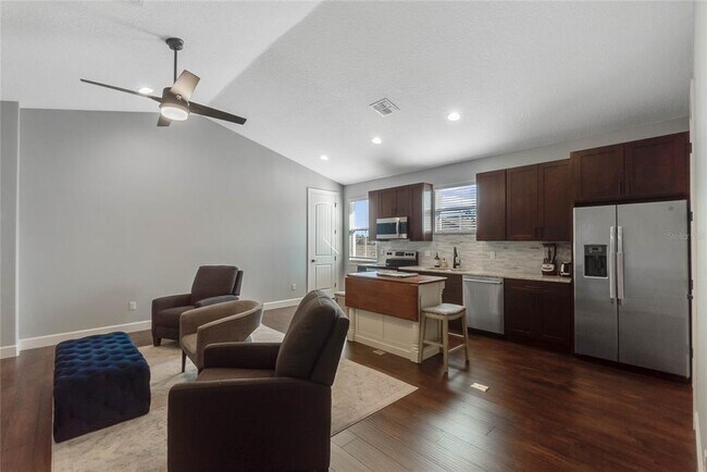 Foto del edificio - 12752 S Lake Sawyer Ln