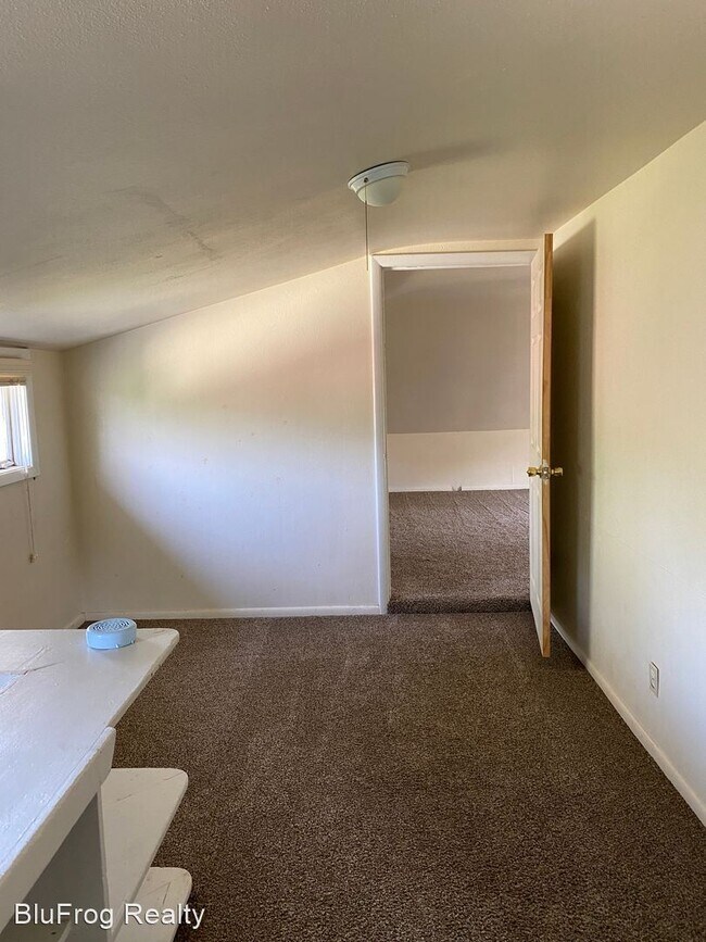 Building Photo - 4 br, 2 bath House - 316 4th Ave SW #1