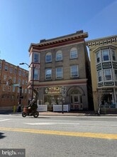 Building Photo - 104 W Main St