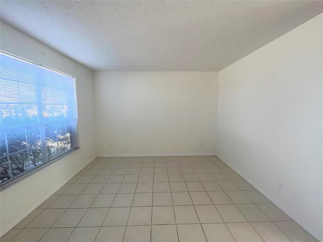 Building Photo - 4004 Breanna Way